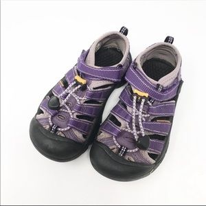 KEEN Waterproof 💦 Sandals (child’s 12)